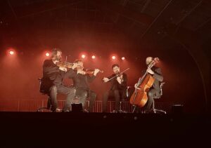 De septembre à mai, la saison culturelle vous propose une programmation de concerts, pièces de théâtre, spectacles jeune public... Une quinzaine de rendez-vous sont ainsi disséminés sur chaque saison.